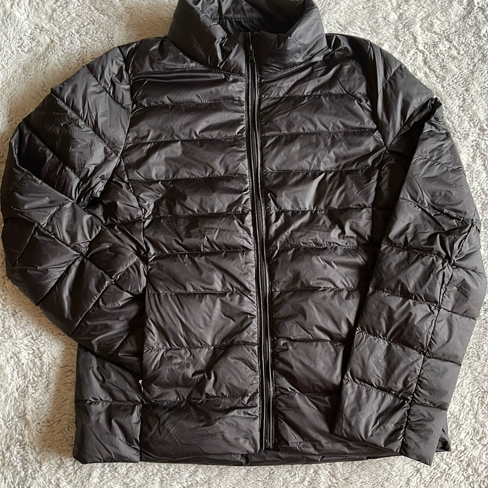 Generic Black Puffer Jacket,  Ladies Size M  NWOT